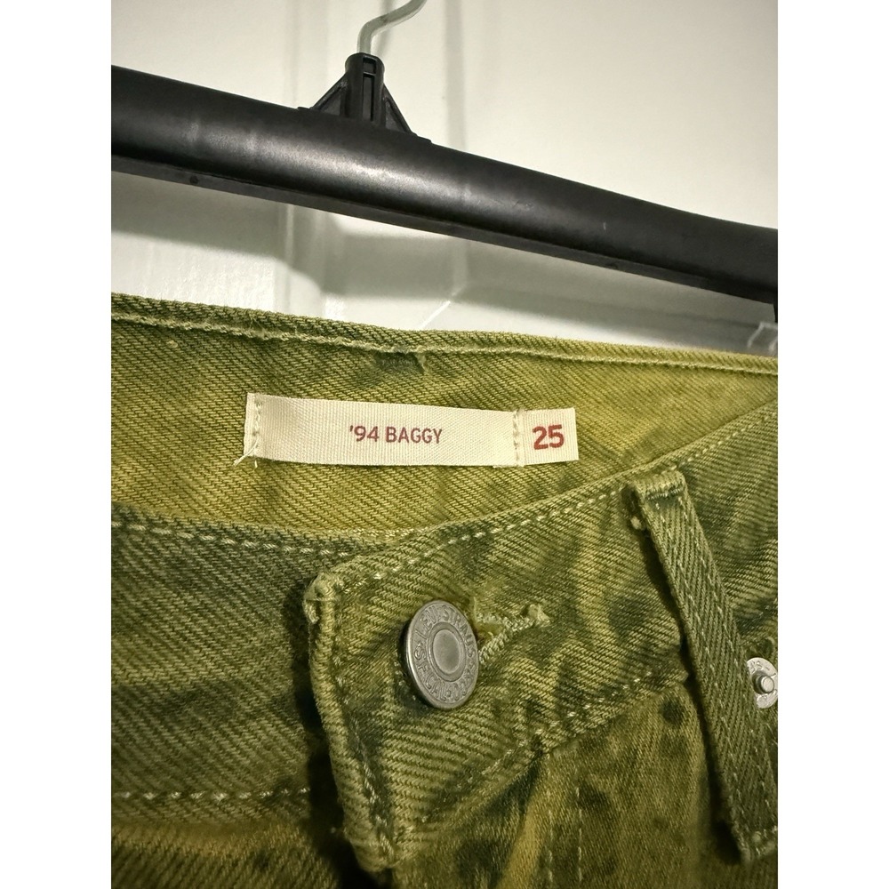 Levis Jeans Womens 94 Baggy Size 25 Straight Leg Green Acid Wash - Picture 2 of 8